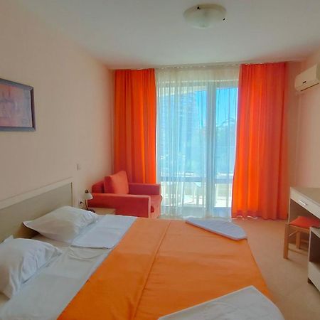 Holiday Apartcomplex Royal Sun Sunny Beach Esterno foto