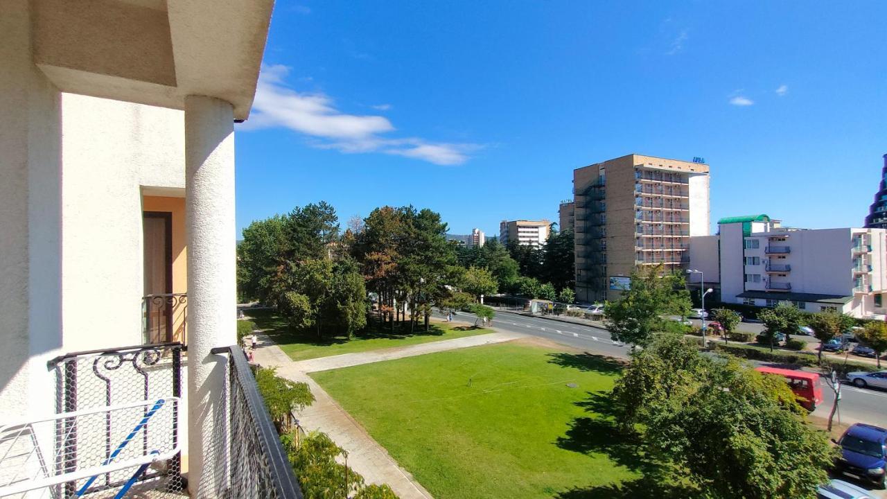 Holiday Apartcomplex Royal Sun Sunny Beach Esterno foto